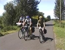 Cycling The Levels near West East Farm, Edington, 14.9 miles into the ride